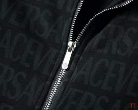 Picture of Versace Sweater Suits _SKUSp5derS-XL20tn29442726